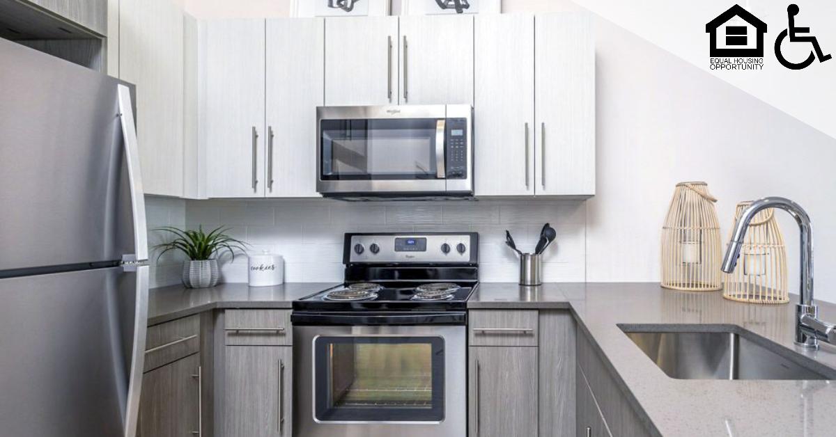 Oak Street Station Apartments Facebook ad