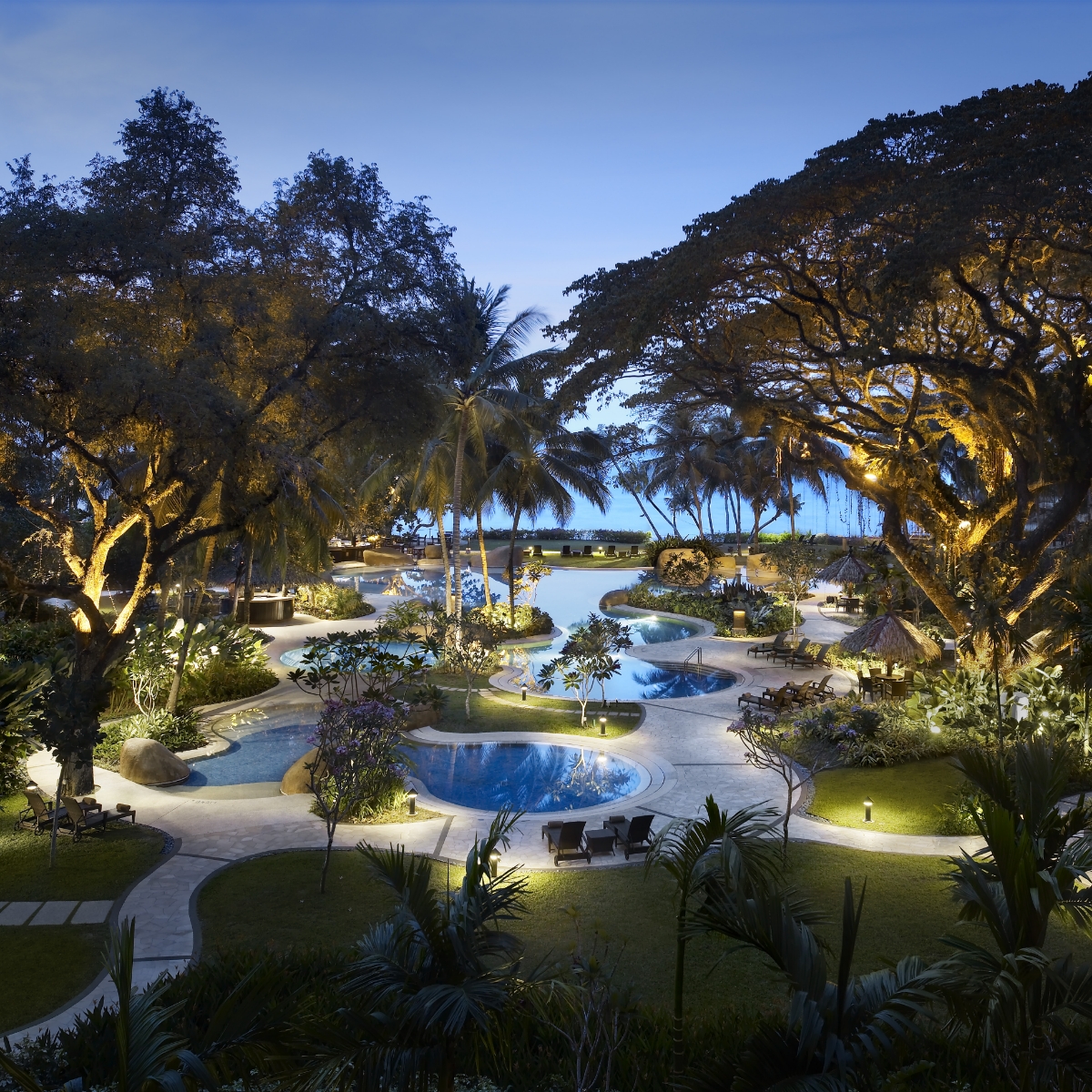 Shangri-La Facebook ad: Experience the luxury at Rasa Sayang