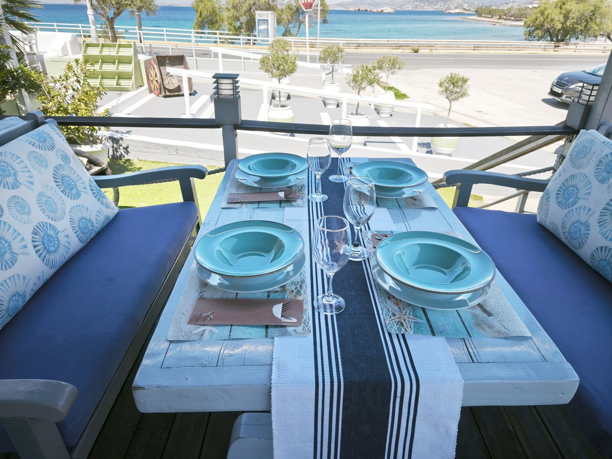 Thalassa all day coffee restaurant Facebook ad: Εκλεκτός καφές.Brunch.Μεσογειακή κουζίνα.