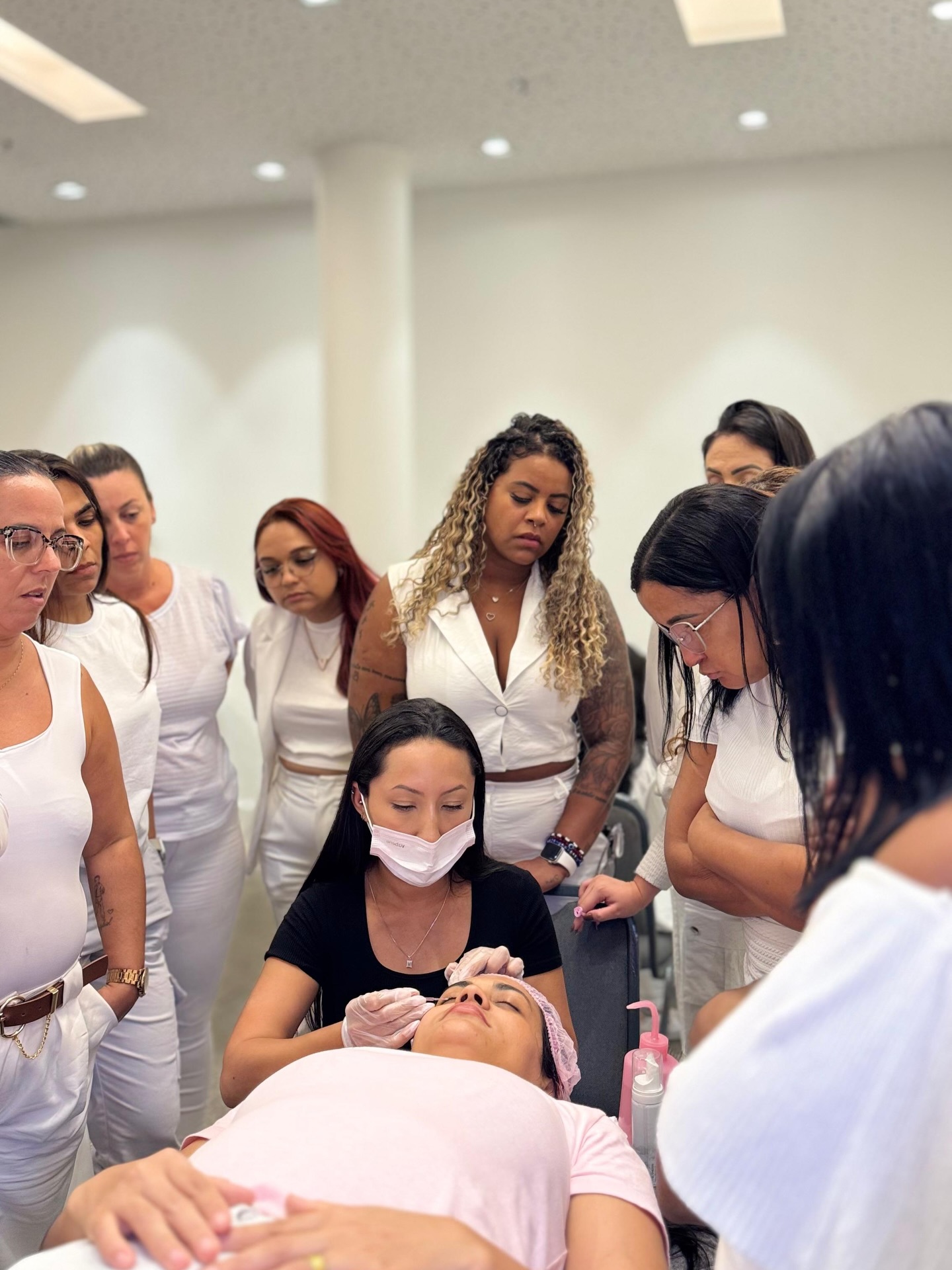 MicroLash Academy Facebook ad