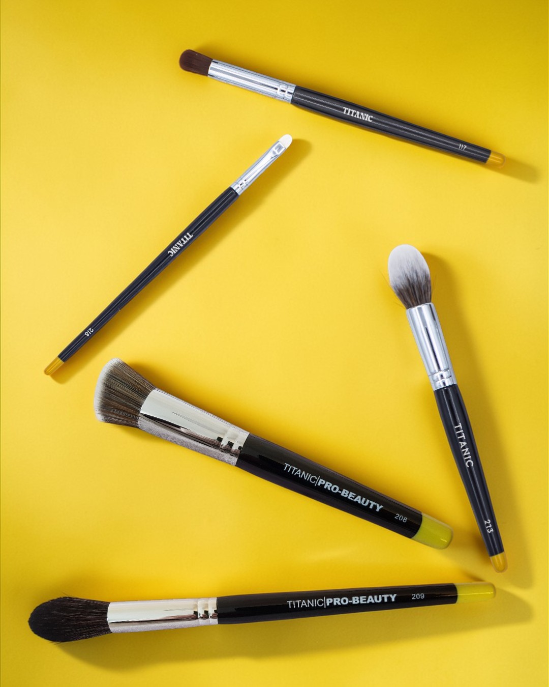 Titanic Brush Co. Facebook ad