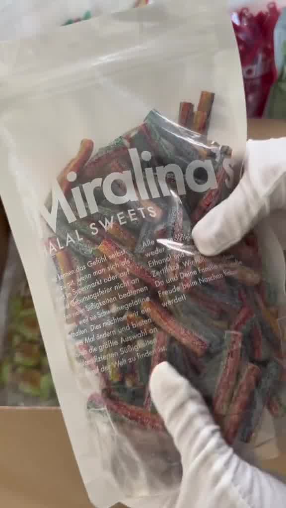 Miralina's Halal Sweets Facebook ad: Entdecke unsere große Auswahl an Halal-Süßwaren