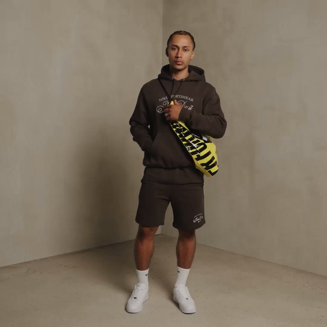 JD Sports Facebook ad: Il completo è servito
