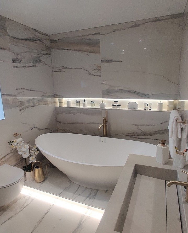 Roccia - Tiles, Bathrooms and Kitchens Facebook ad: The elegant combination of clean white appliances and…