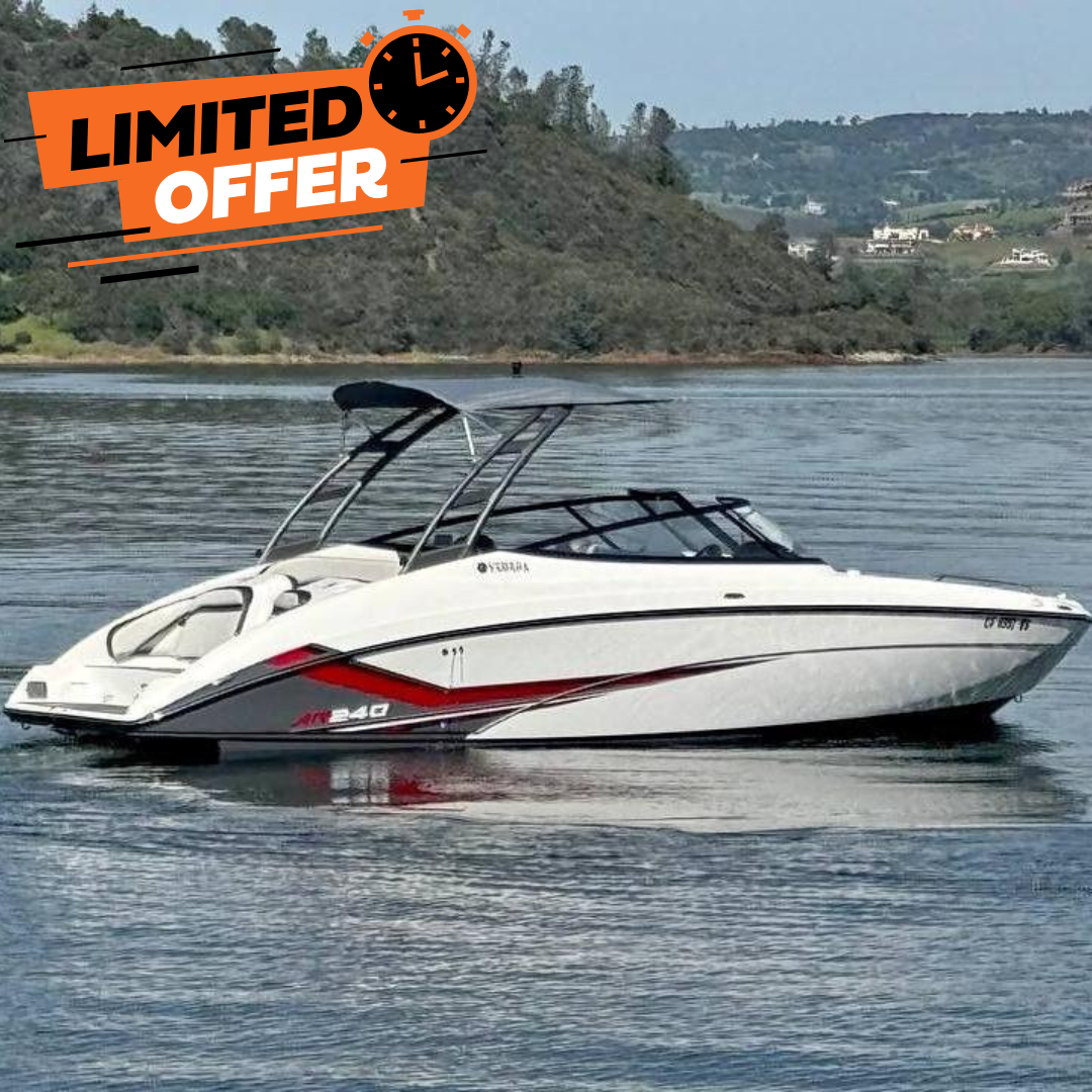 Powersport Loans Facebook ad: Easy Boat Financing