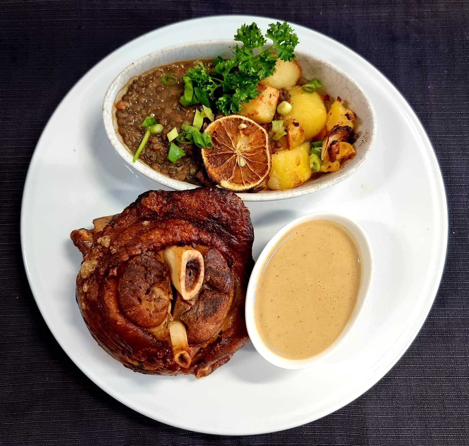 La Table des Gourmets Facebook ad: Vous aimez la bonne cuisine des régions et…