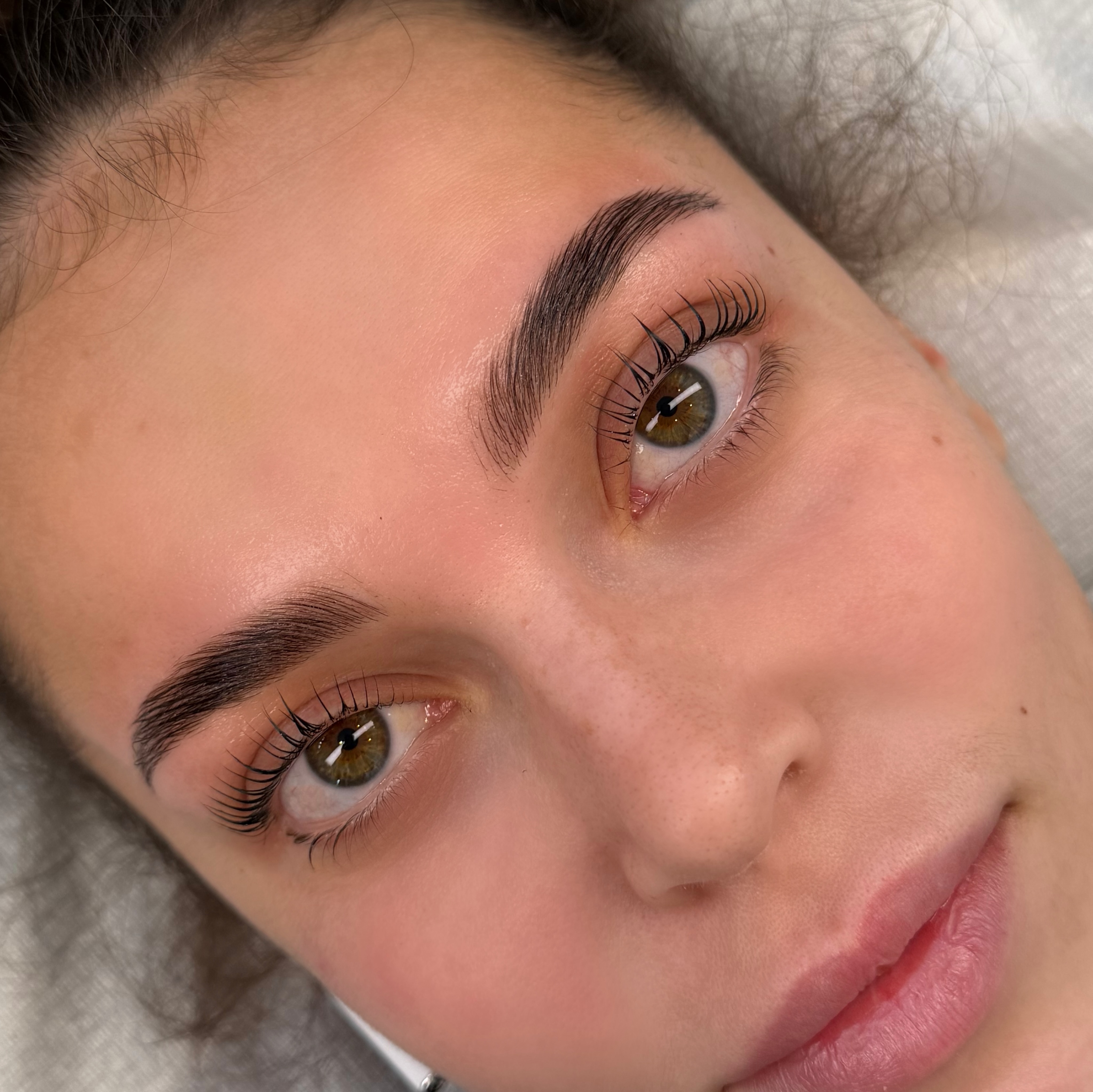 Amòr Lashes and Beauty Facebook ad