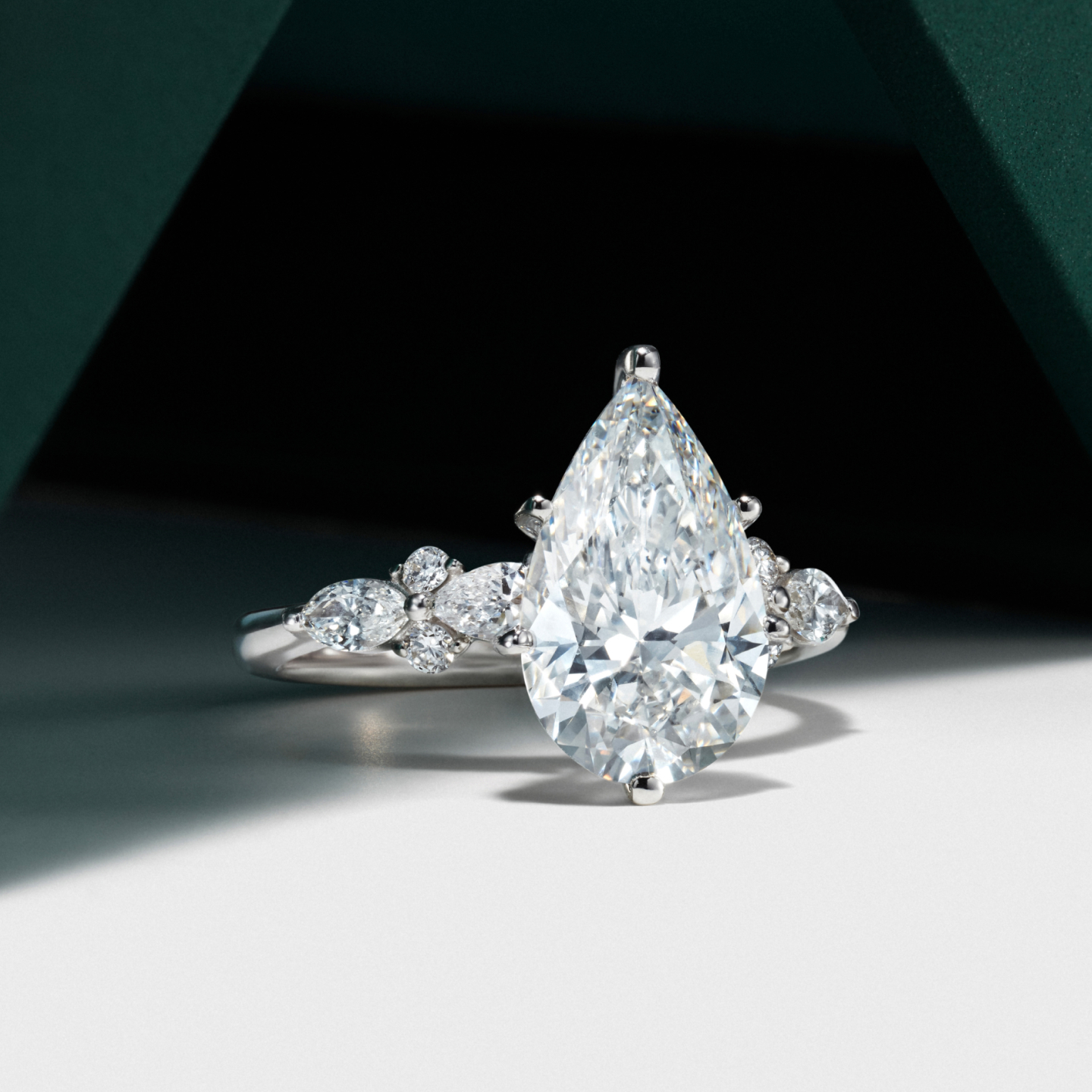 Jared Jewelers Facebook ad