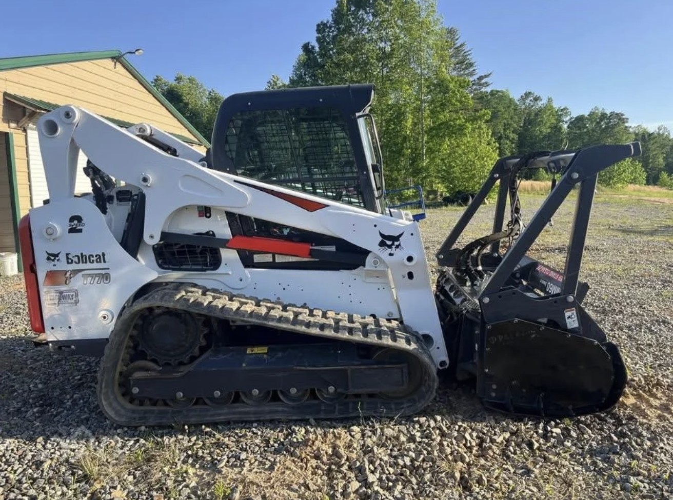 ID-FarmEquipment Facebook ad: $27,000 - 2019 BOBCAT T770 MULCHER