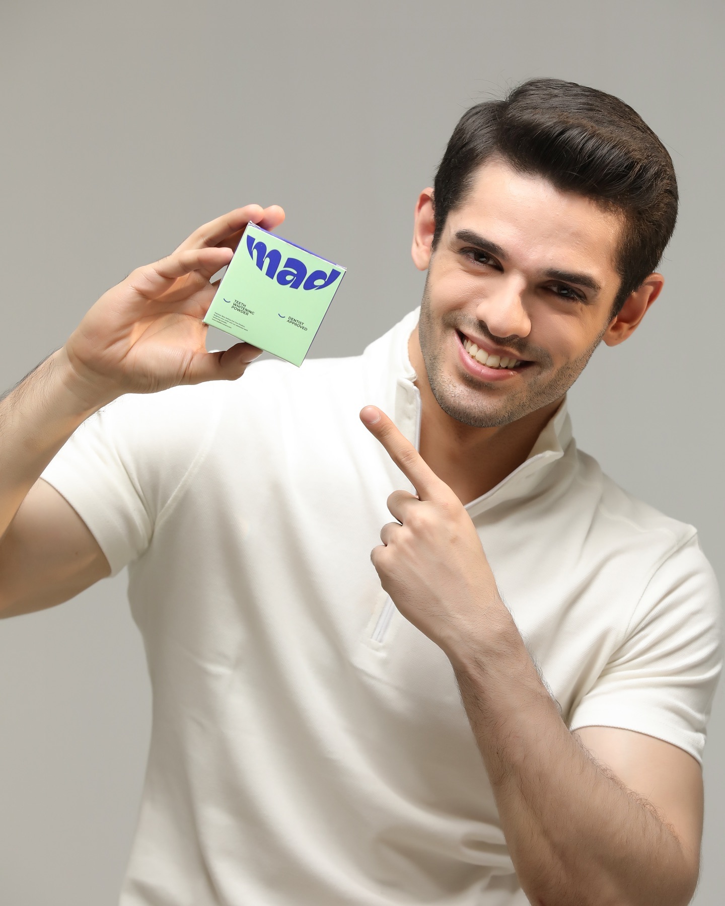 Mad Dental Care Facebook ad: 1 Million+ Happy Customers
