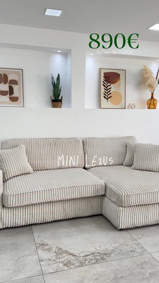 Spéciale Meubles Facebook ad: Réinventez vos petits espaces avec le canapé Mini…