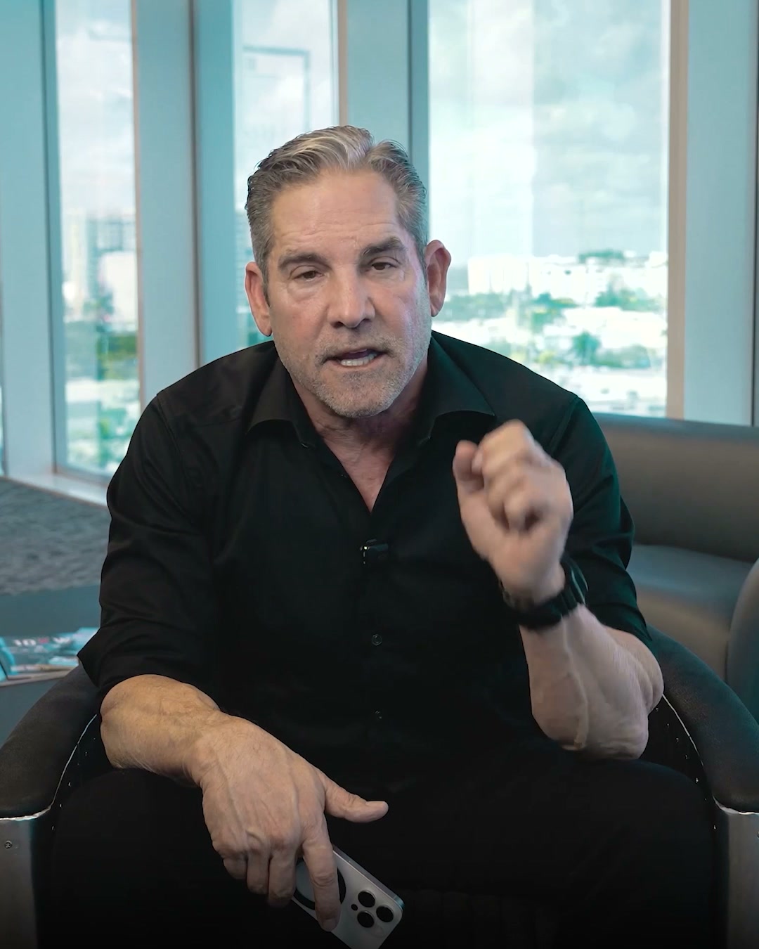 Grant Cardone Facebook ad: Staying Small Isn't a Strategy