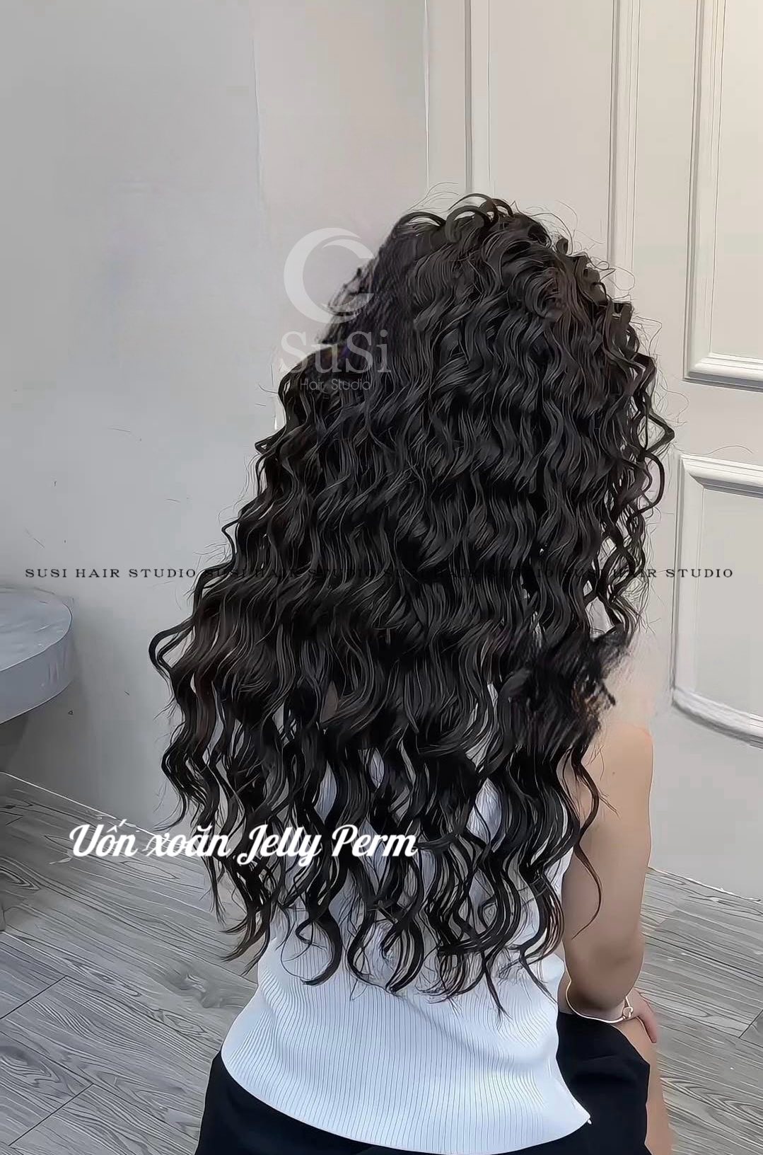 𝐒𝐔𝐒𝐈 𝐇𝐀𝐈𝐑 𝐒𝐀𝐋𝐎𝐍 - 𝐐𝐔𝐀̣̂𝐍 𝟓 Facebook ad
