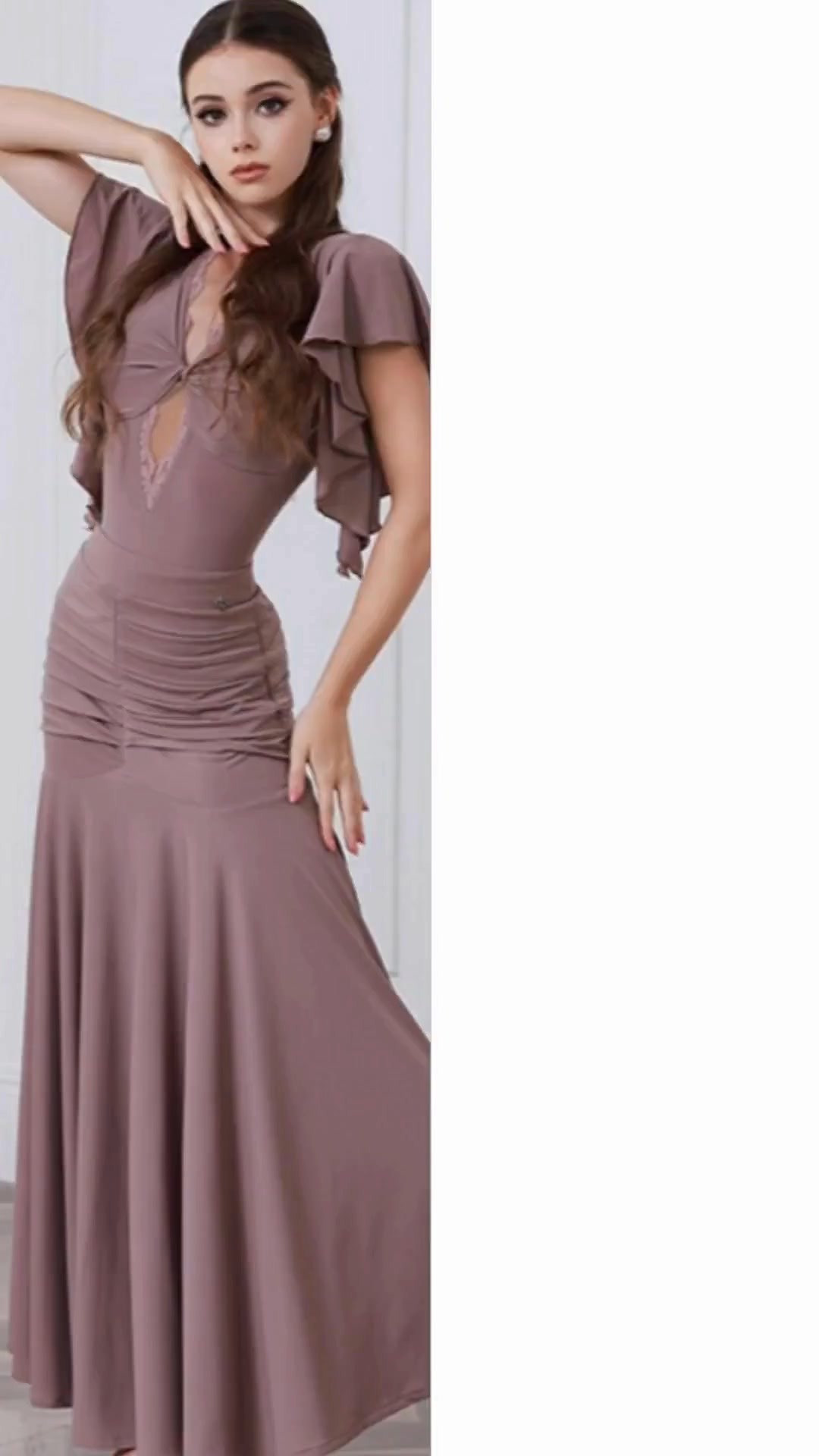 Danceandsway Facebook ad: Dancewear That Works as Hard as You Do.