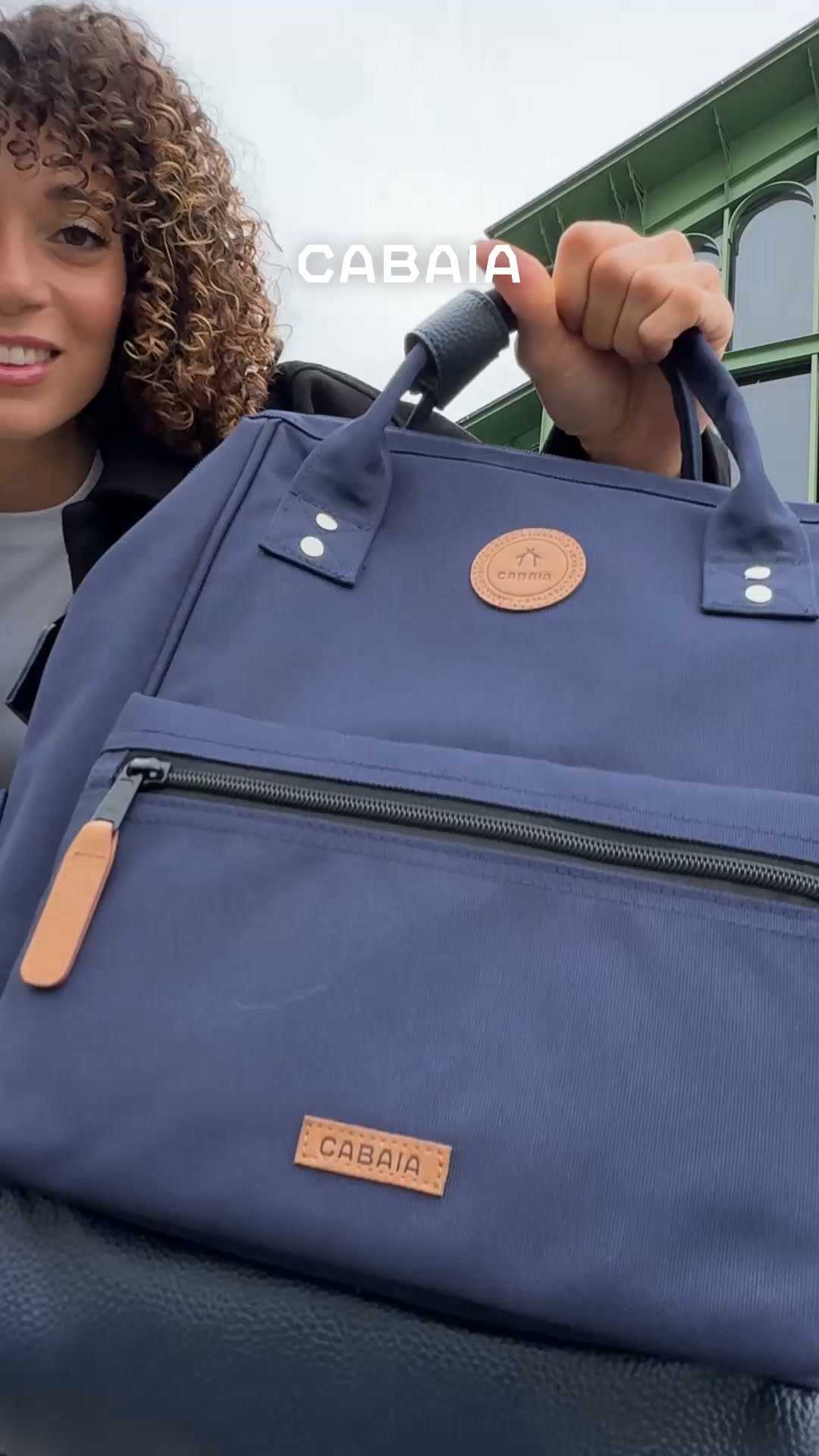 Cabaïa Facebook ad: Prêts pour l'aventure?