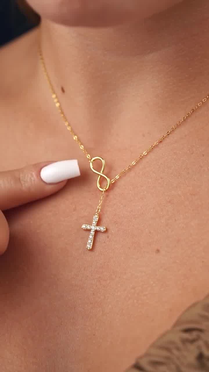 Esmeraldas Colombia Facebook ad: Cadena + Dije Infinity en Plata Oro