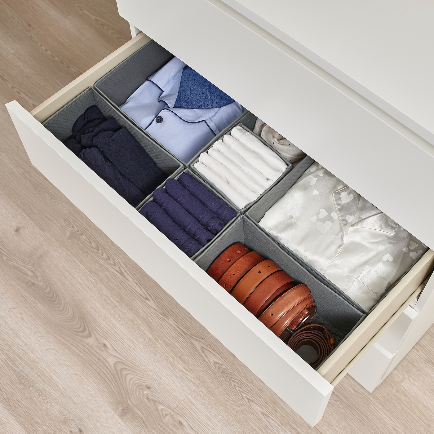 IKEA Facebook ad: Make organising simple with storage for clothes, shoes…