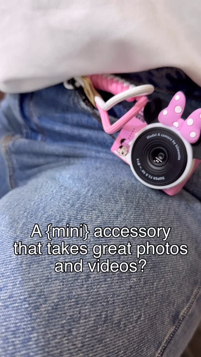 Kiimento Facebook ad: Tammy, our Creative Lead rocking her mini camera…