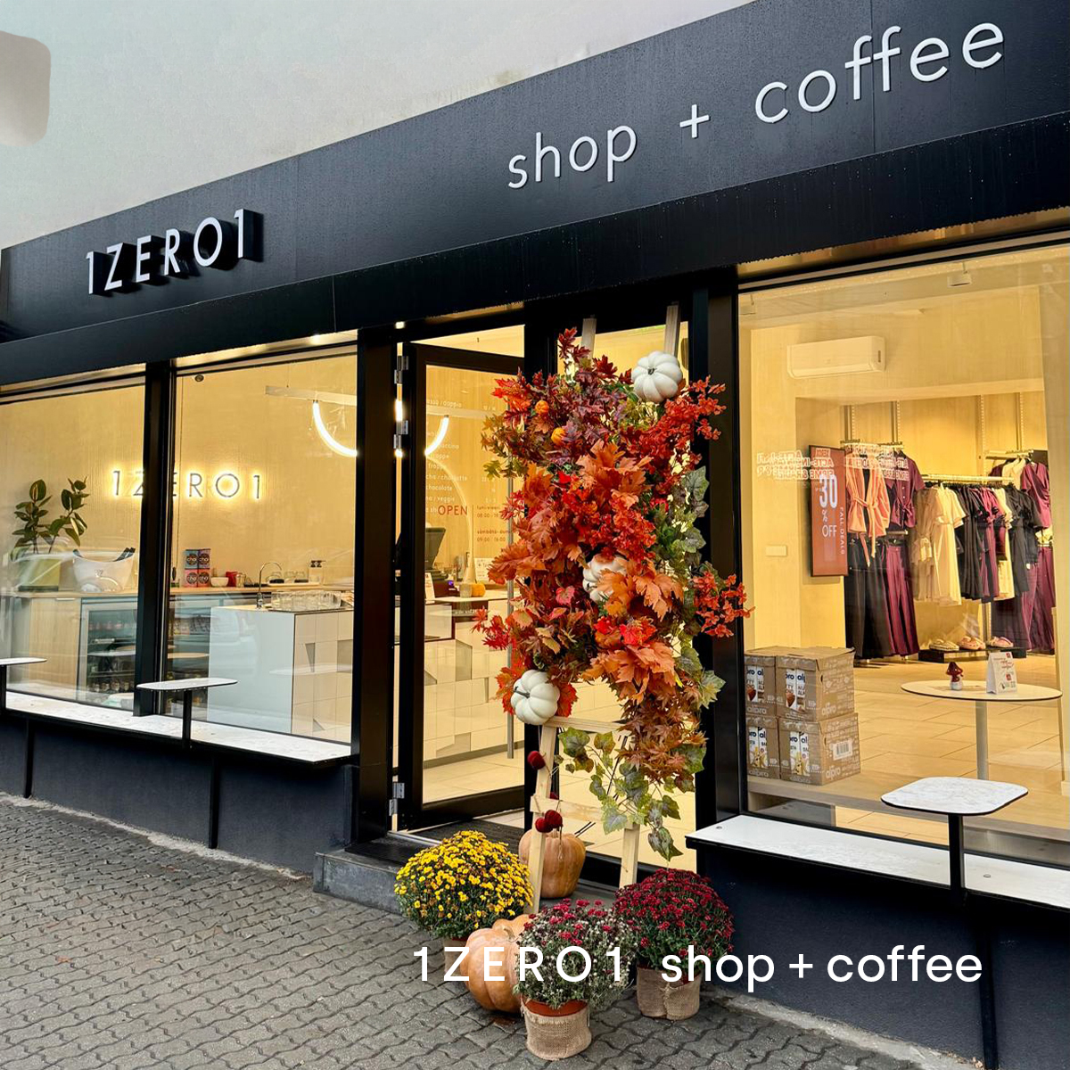 1ZERO1.shop.coffee Facebook ad: Descoperă un spațiu unde moda întâlnește funcționalitatea…