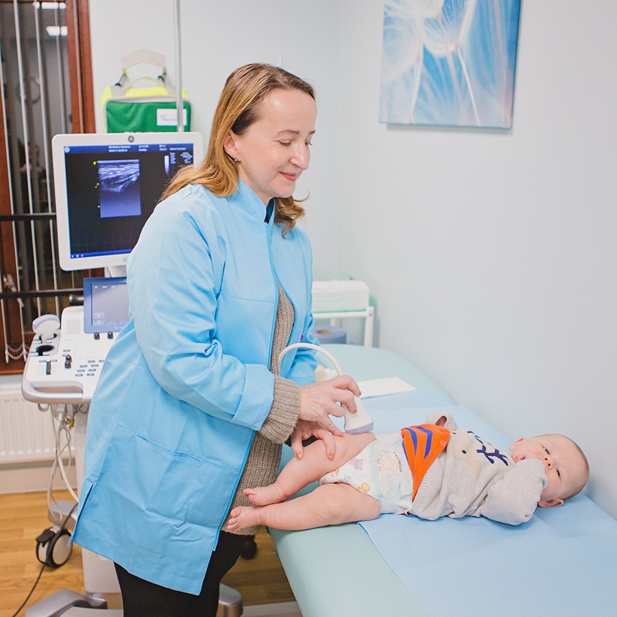 Top Medical Clinic Isleworth Facebook ad: Polscy Ortopedzi w Londynie. Isleworth oraz Croydon.