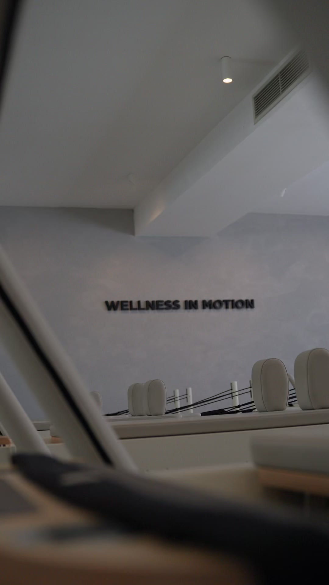 Studio Vita Facebook ad: This is your sign to start Pilates