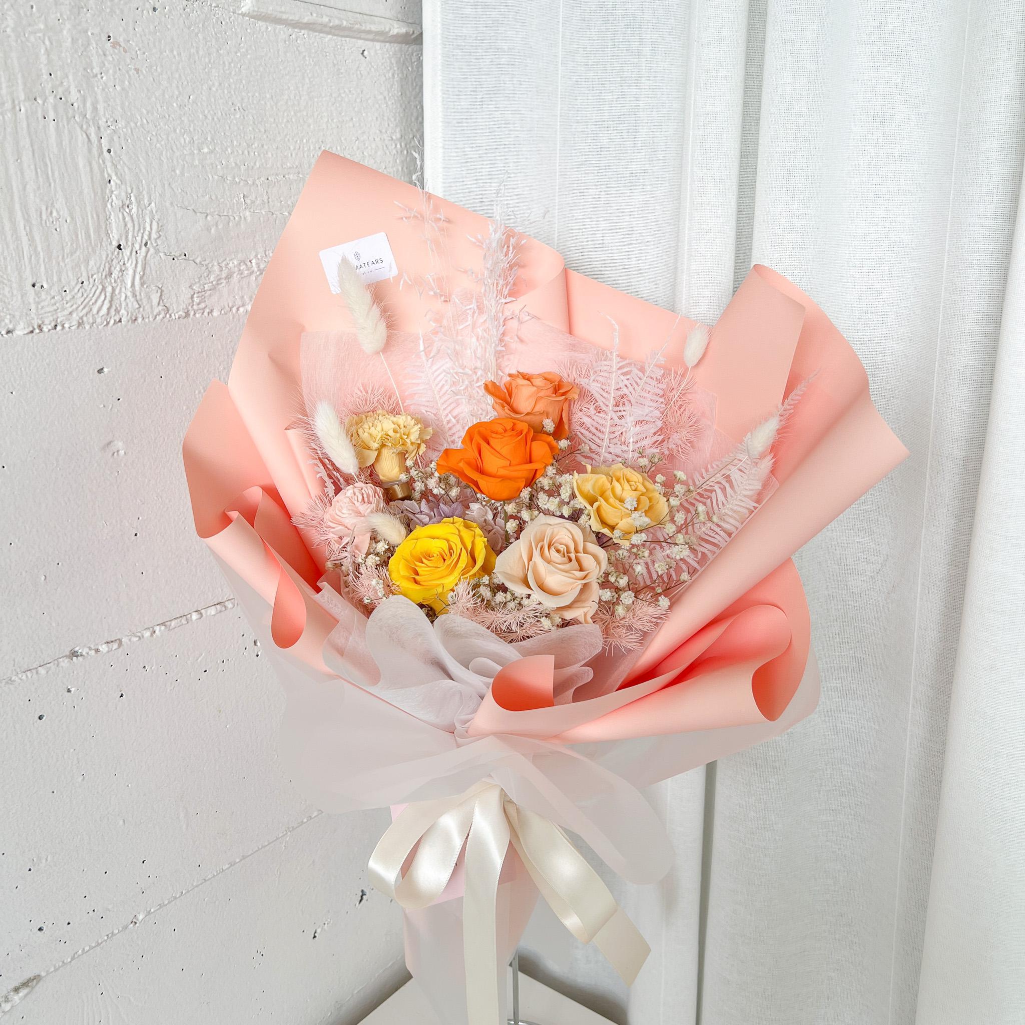 Aromatears Flowers Facebook ad: Long-lasting elegance! Discover our gorgeous preserved…