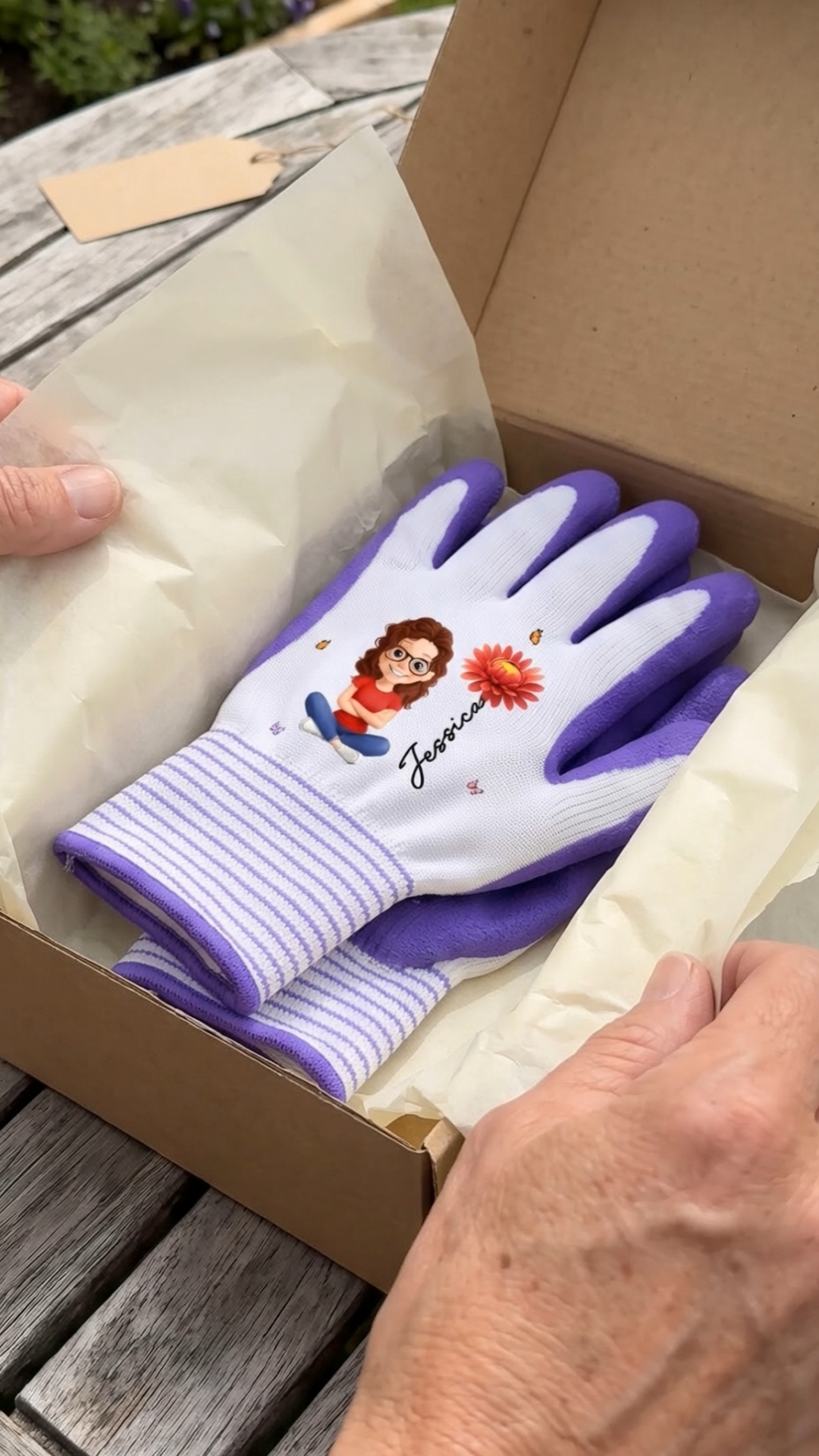 Gift Soul Facebook ad: Grow in your style These gardening gloves are…