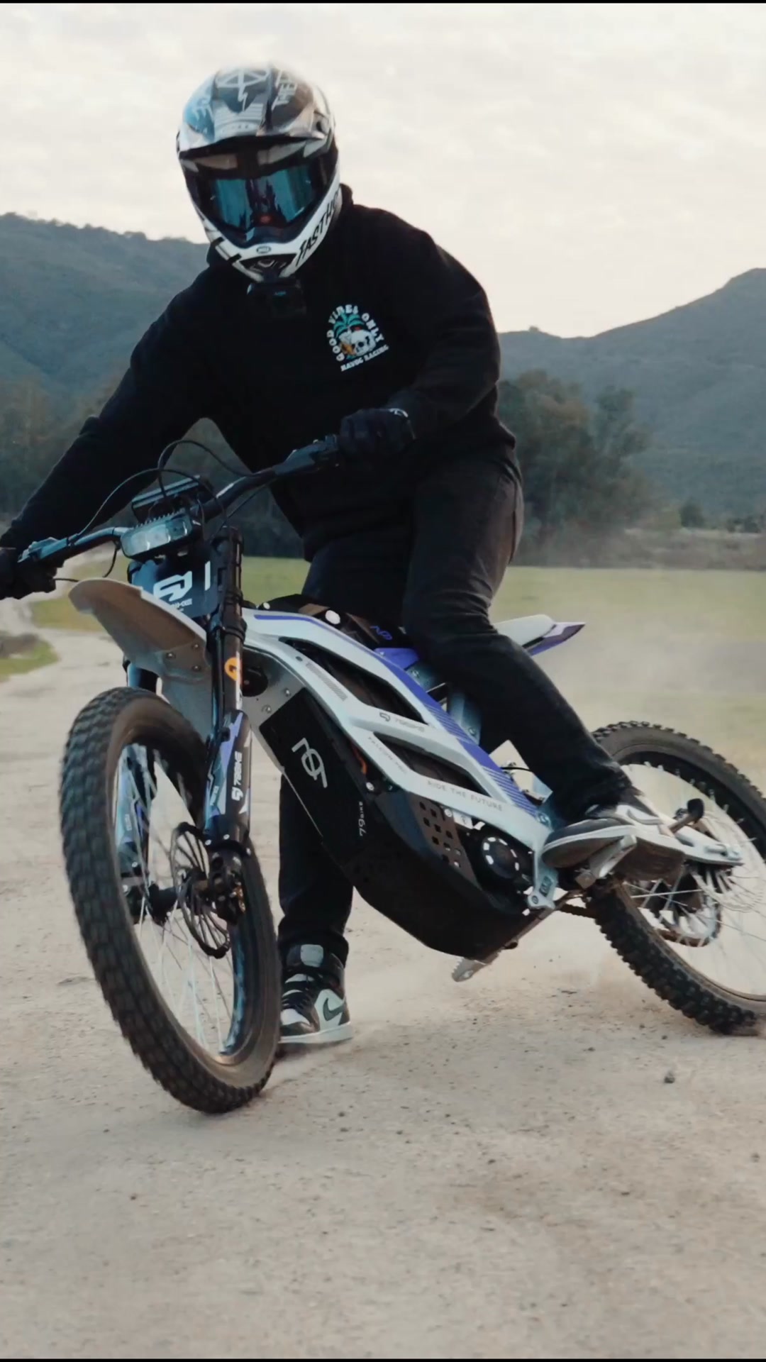 79Bike Electric Facebook ad: Unleash the FALCON PRO Experience