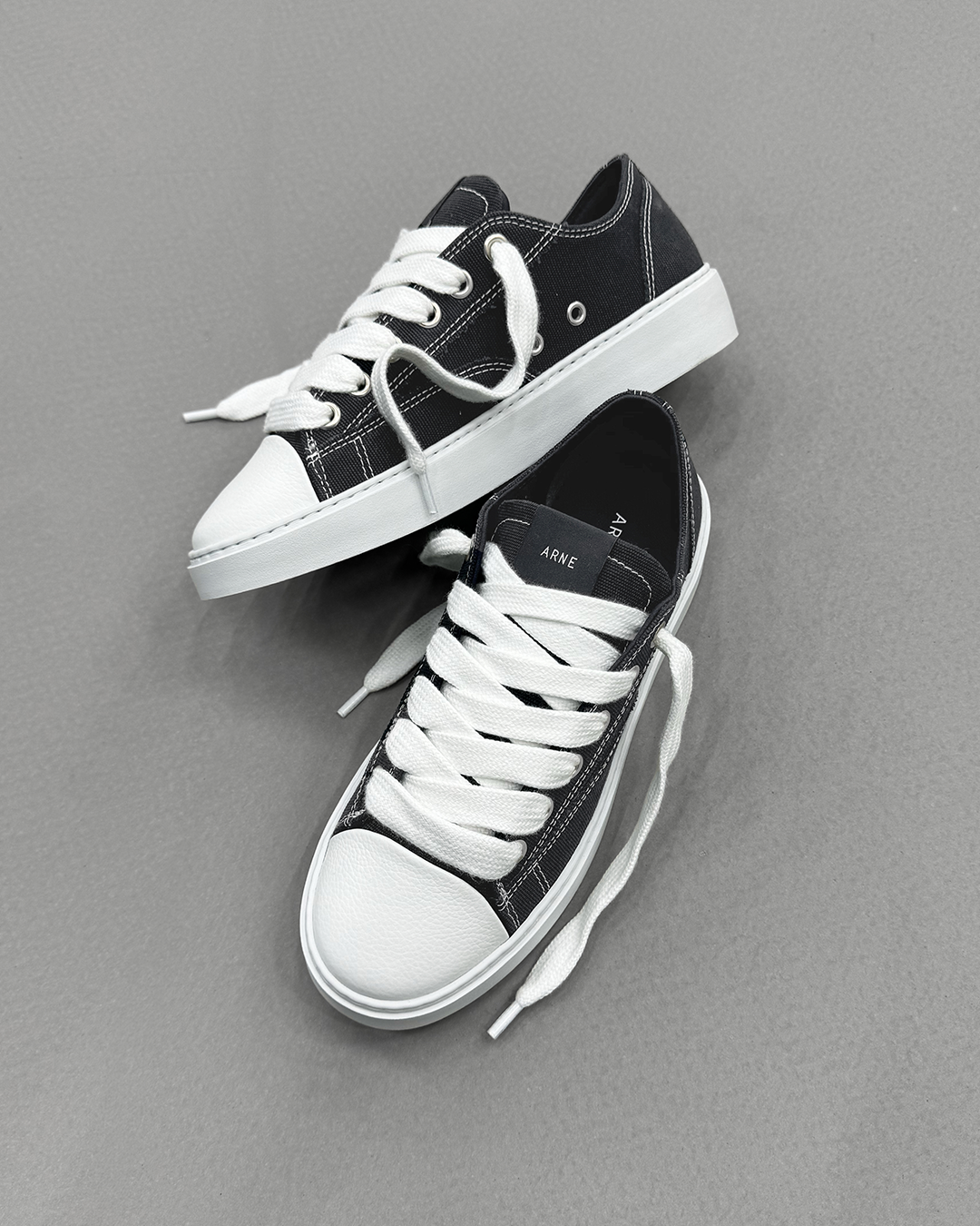 Arne Facebook ad: Shop the Mid Essential Homerun.