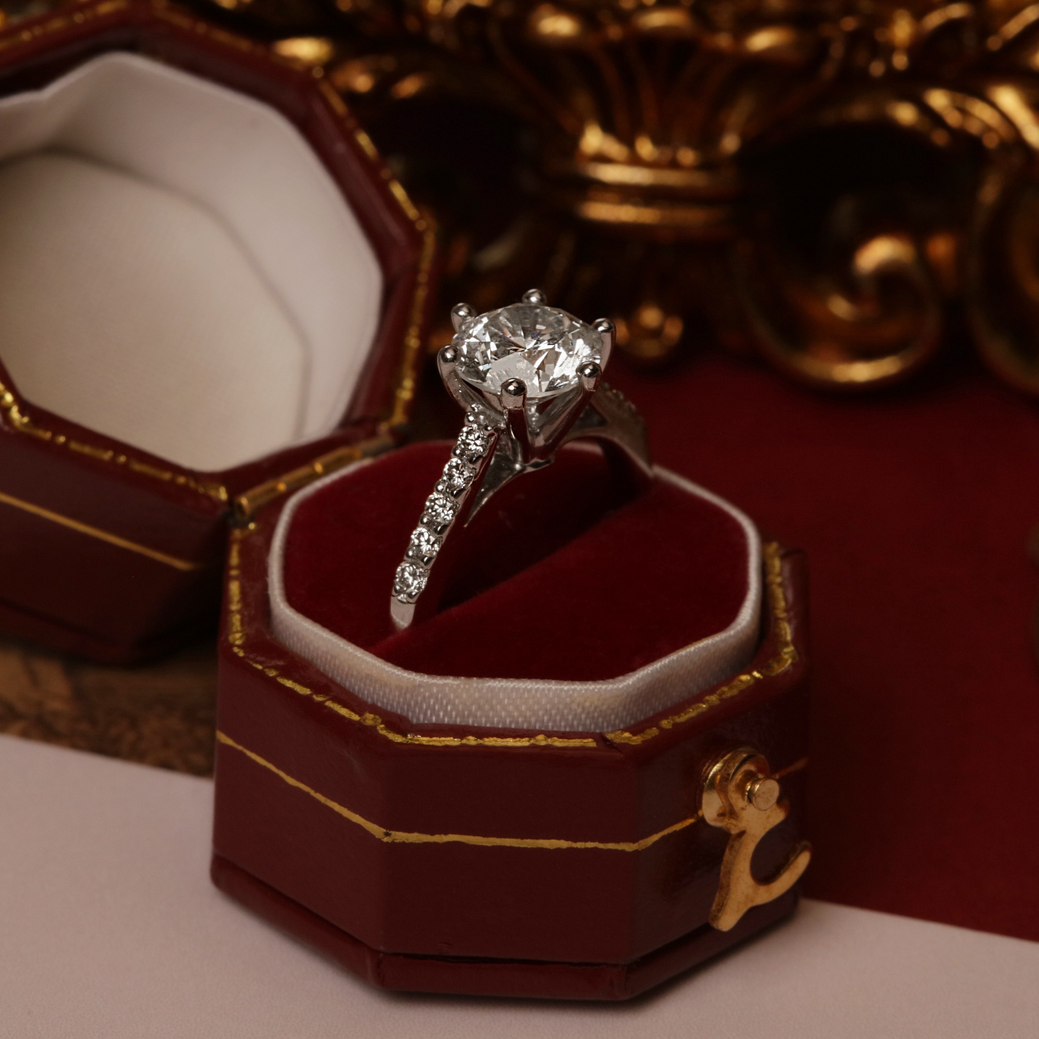 William May Jewellers Facebook ad