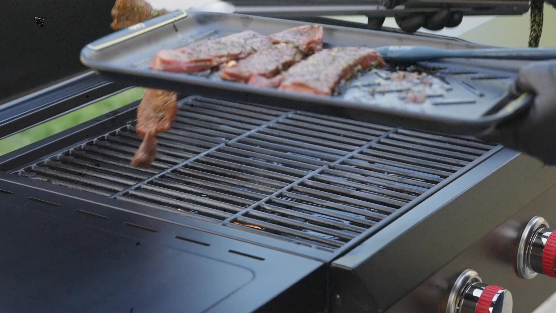 Bass Pro Shops Facebook ad: Versatile Grills. Endless Delicious Meals.​