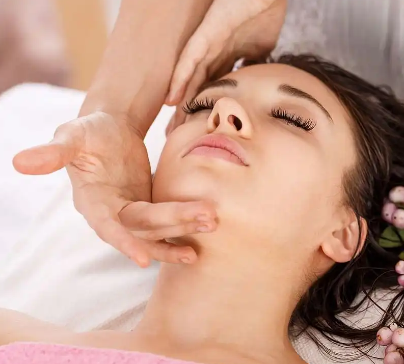 Meridian Med Spa Jacksonville Facebook ad: Facials