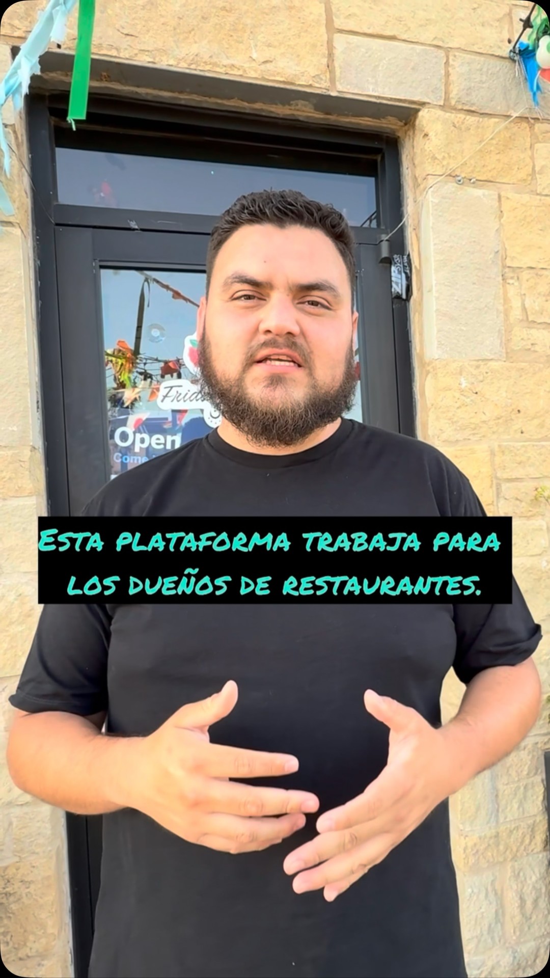 Julio The Foodio Facebook ad: Apenas llevan unas semanas trabajando con Owner.com y…