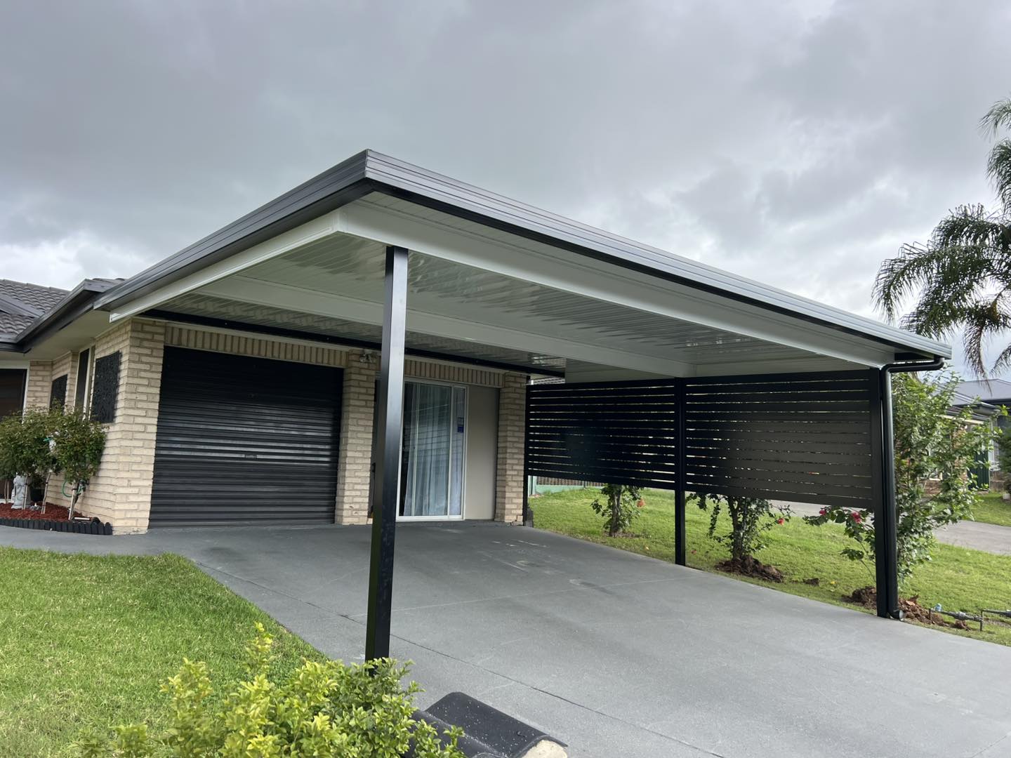 Kogan Carports & Awnings Facebook ad: Specialising in the erection of colorbond gable awnings…