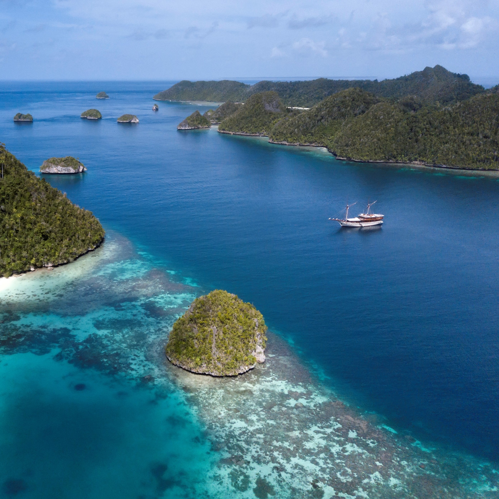 Prana by Atzaro Facebook ad: Discover Raja Ampat, the last untouched paradise on…