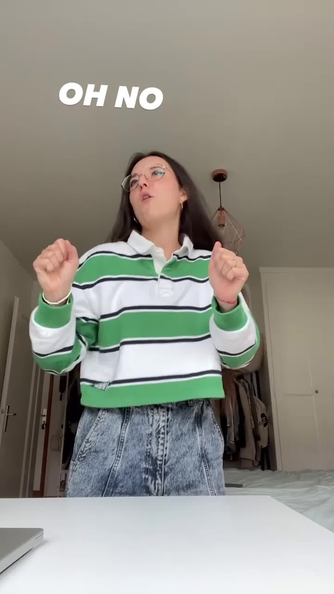 Veronica Fusaro Facebook ad: listen on spotify