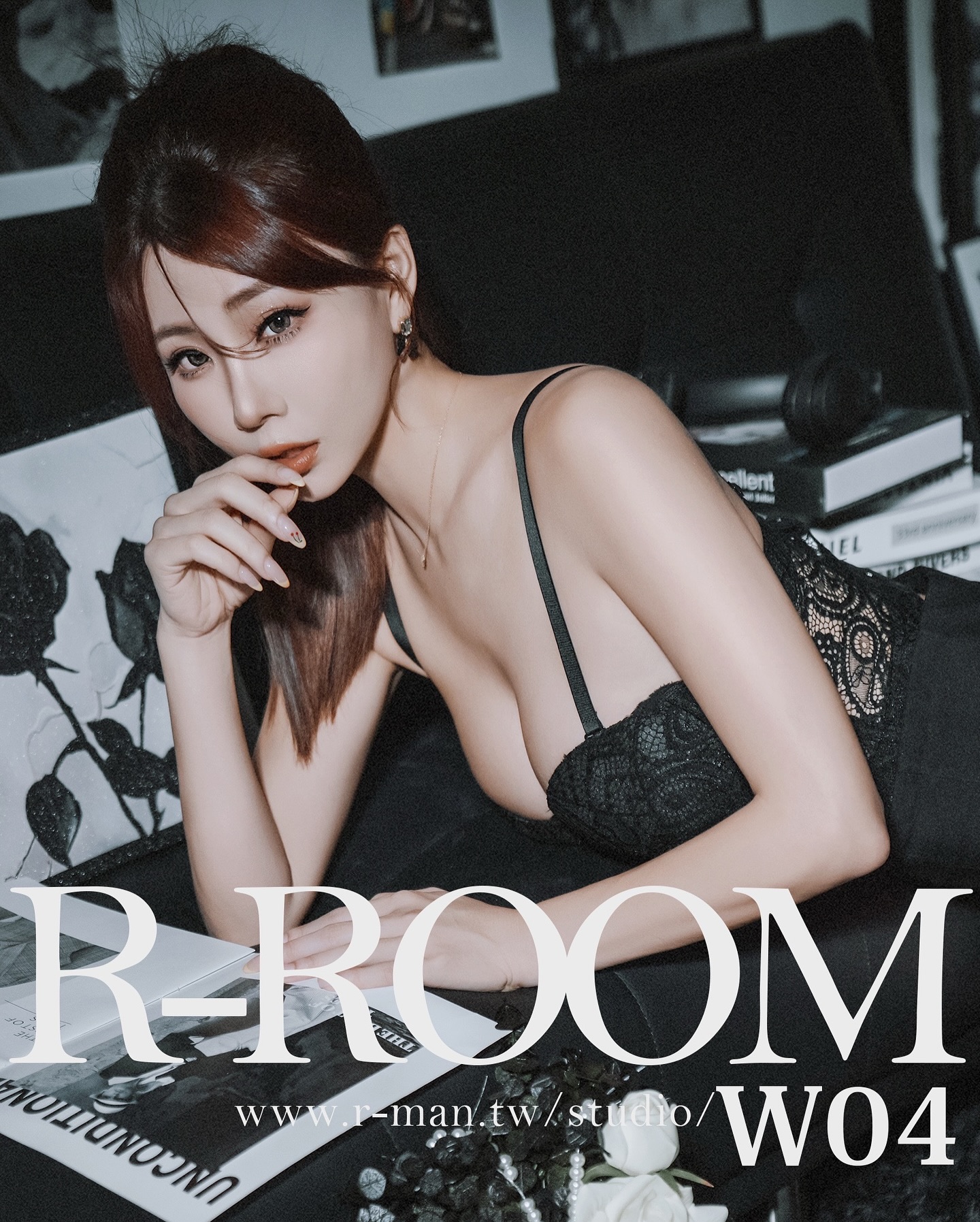 R-room 攝影棚  /  場地租借 · 攝錄影服務 Facebook ad
