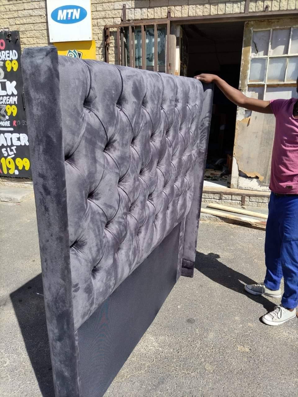 Headboard specialist Facebook ad