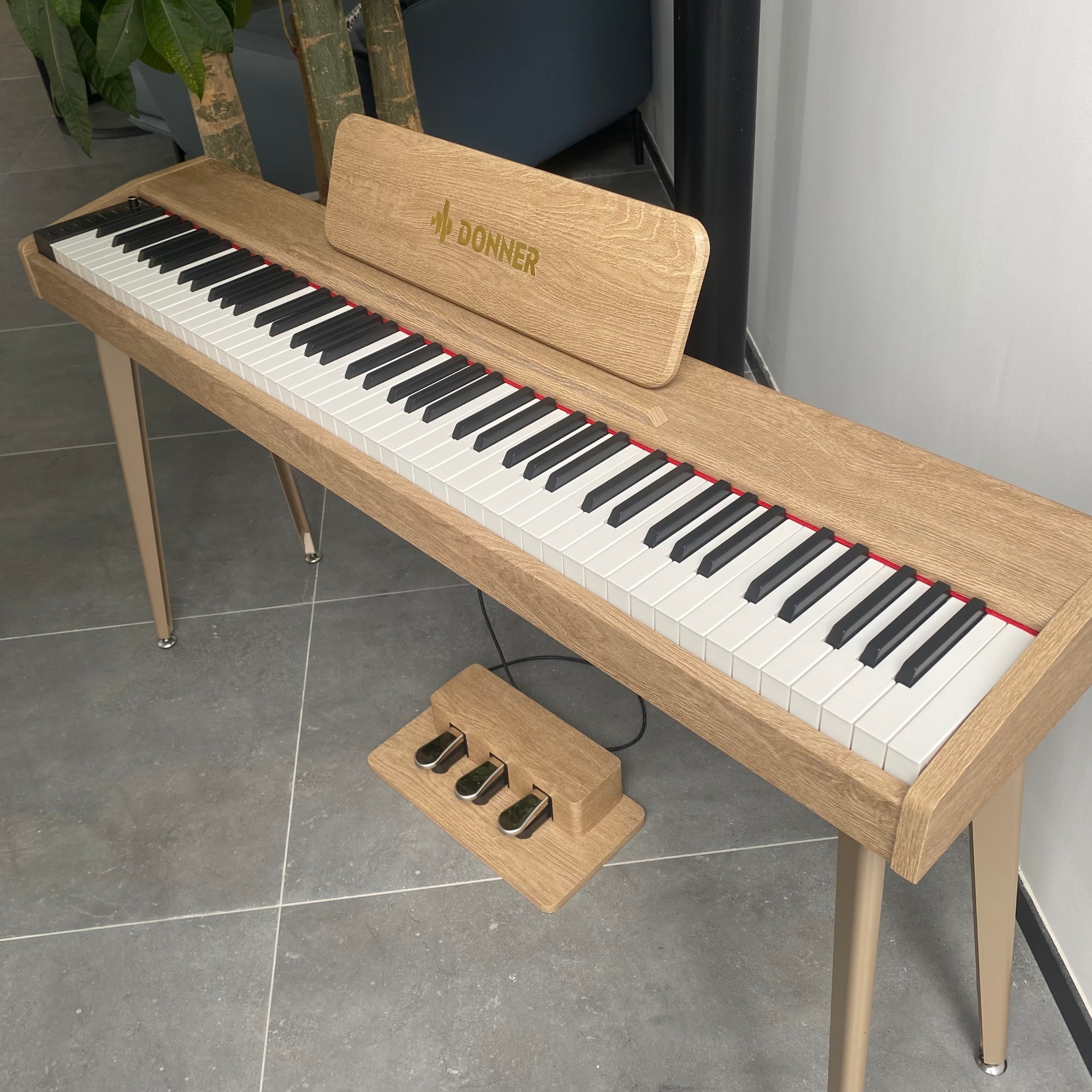 DonnerMusic-UK Facebook ad