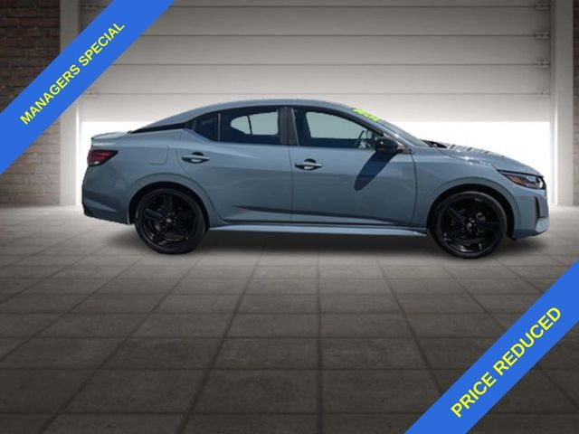 Edwards Hyundai Facebook ad from Aug 12, 2025