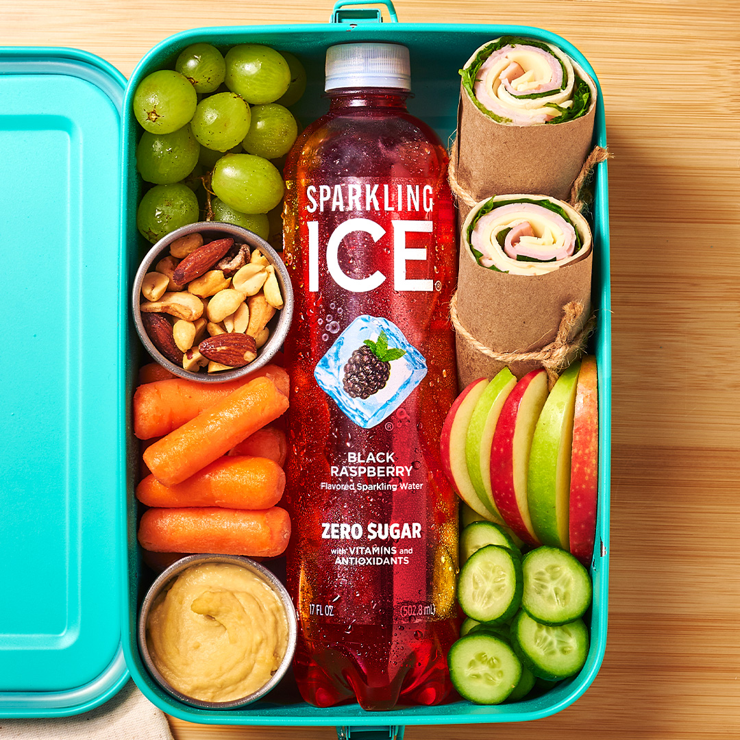 Sparkling Ice Facebook ad: Flavor that’s perfect for the lunchbox.