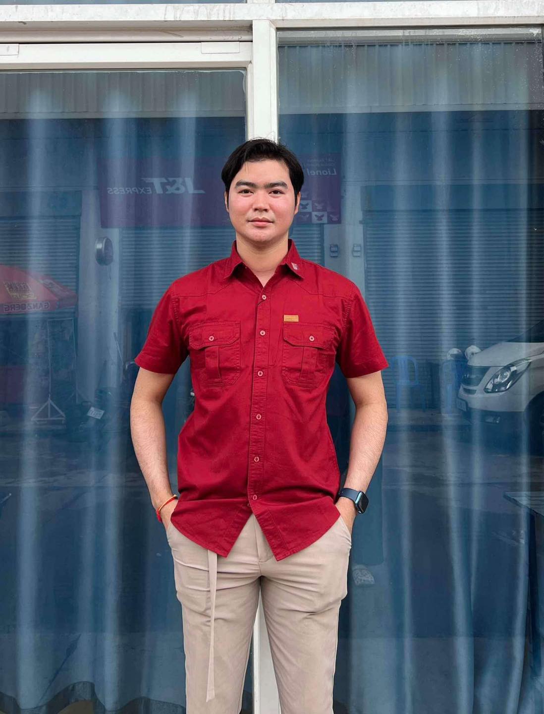 Rayuth Fashion Facebook ad: អាវគគីដៃខ្លី
