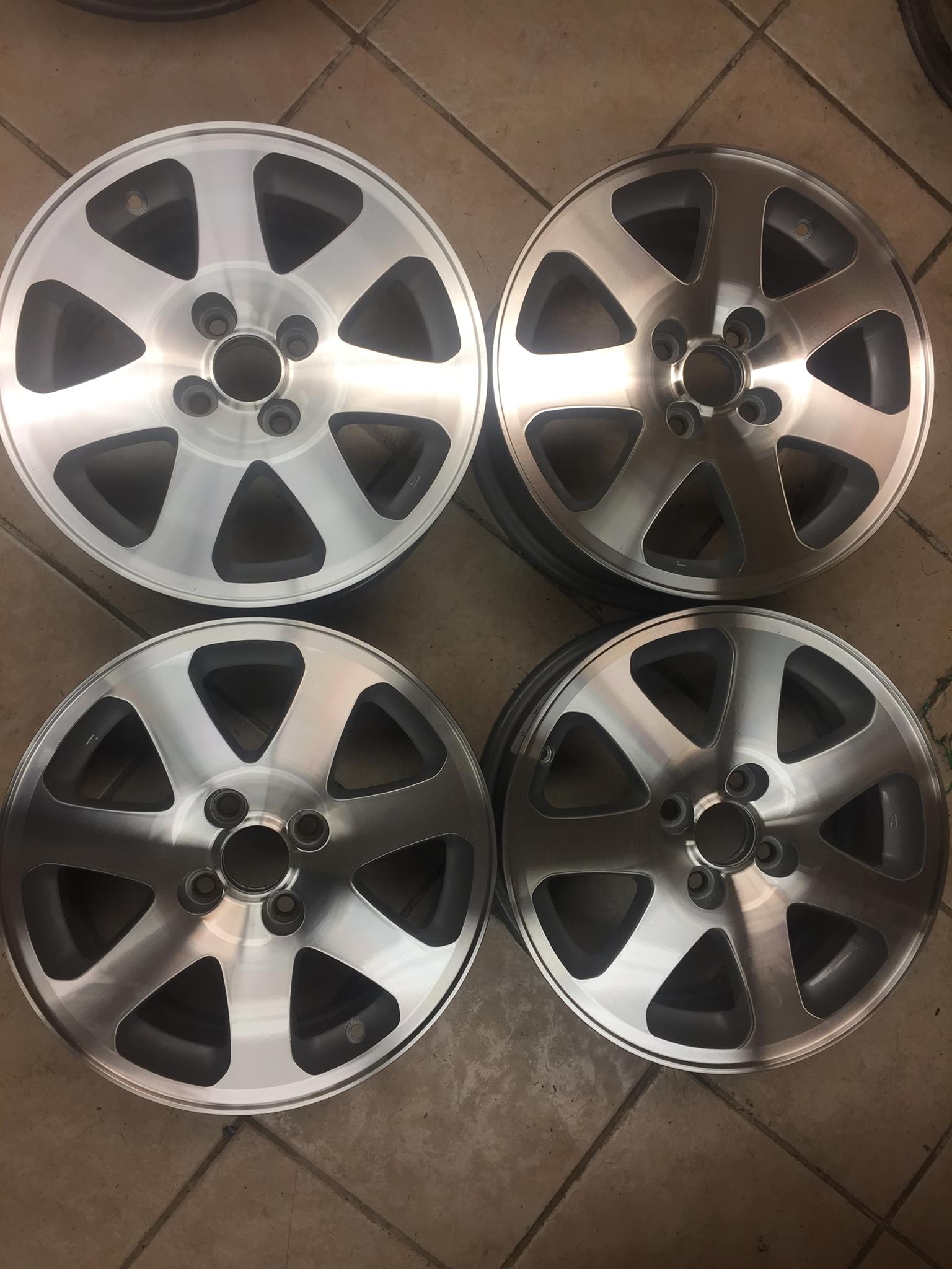 The Hubcap Store, LLC Facebook ad