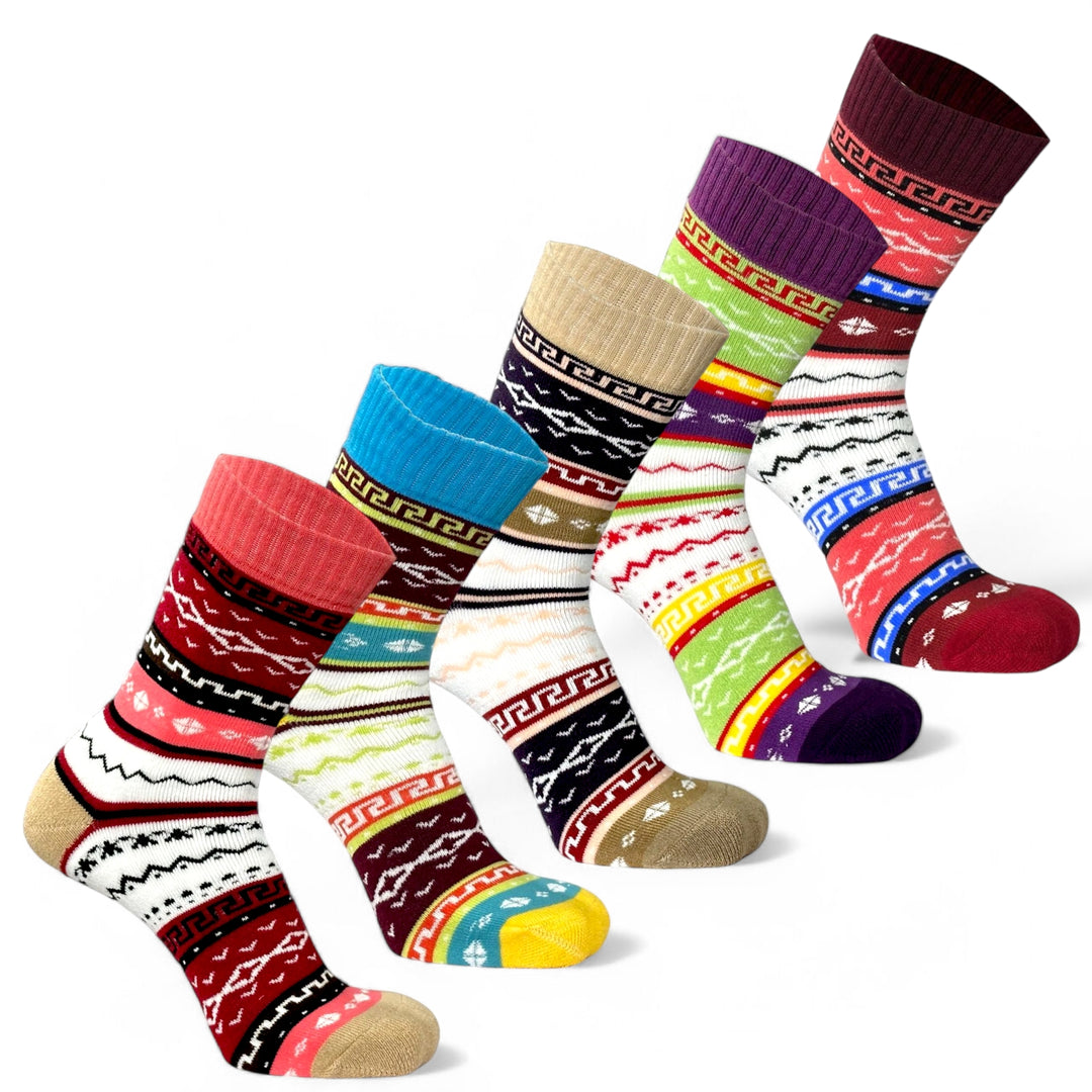 Sockscarving.india Facebook ad: Your perfect socks are just a click away!