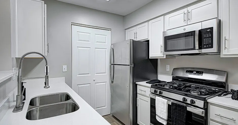 Apartment List Facebook ad