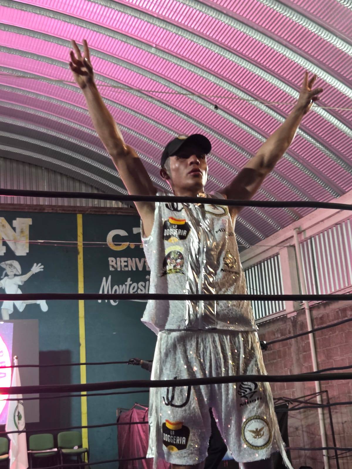 Jahir Urvina Facebook ad: La pelea terminó en empate
