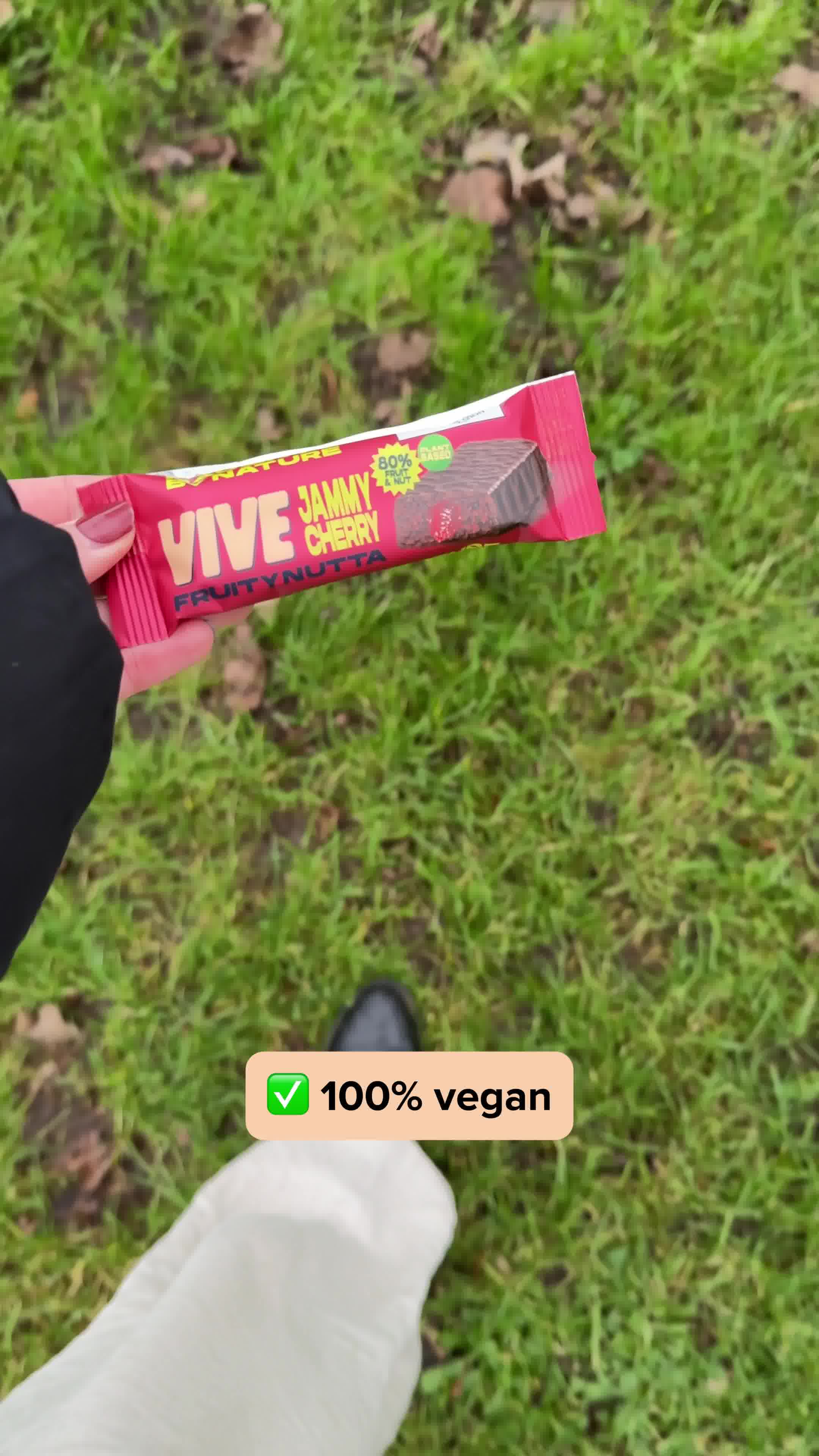 Vive Facebook ad: 13 Bars for Just £13