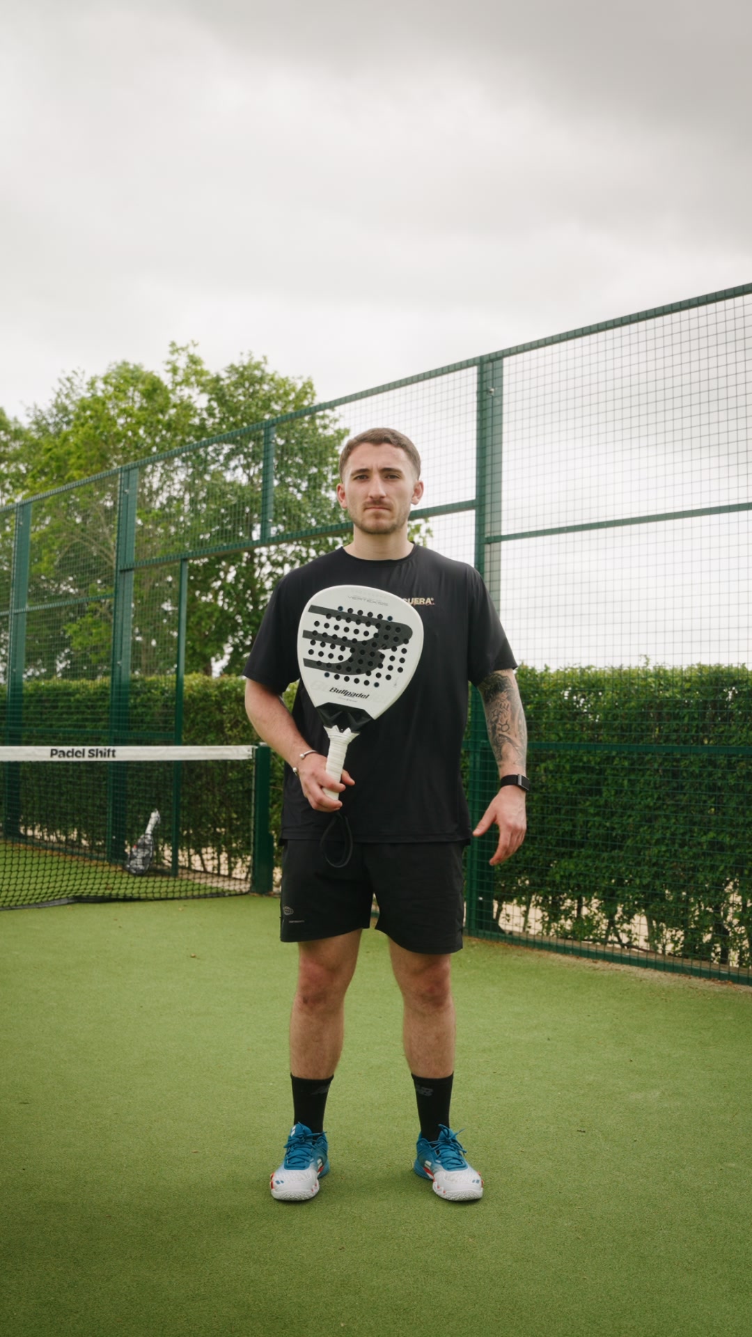 Express Padel Facebook ad: Fast UK Delivery on Padel Rackets