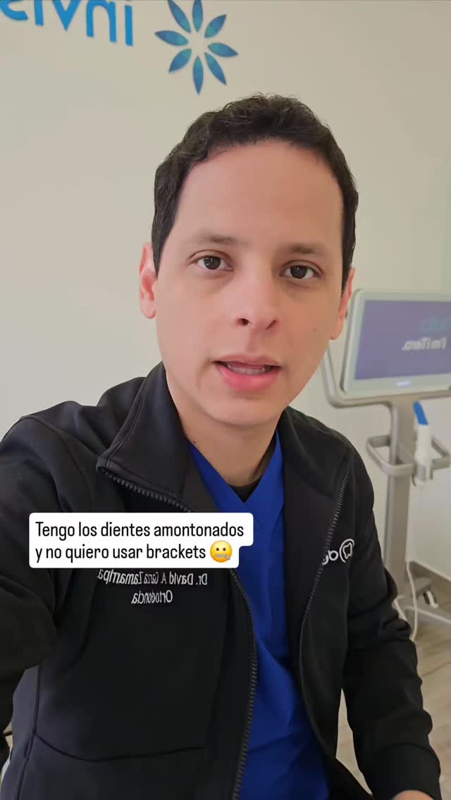 Dr David Garza Invisalign Facebook ad: En muchas ocasiones al hablar, reír, tomarnos una…