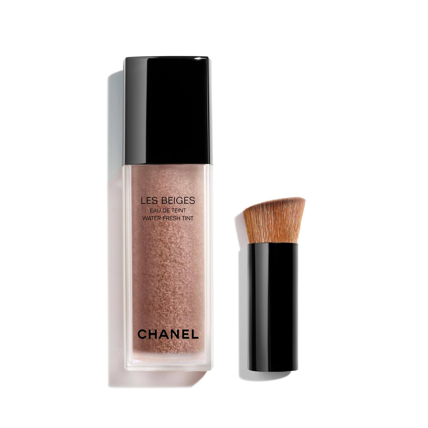 CHANEL Facebook ad